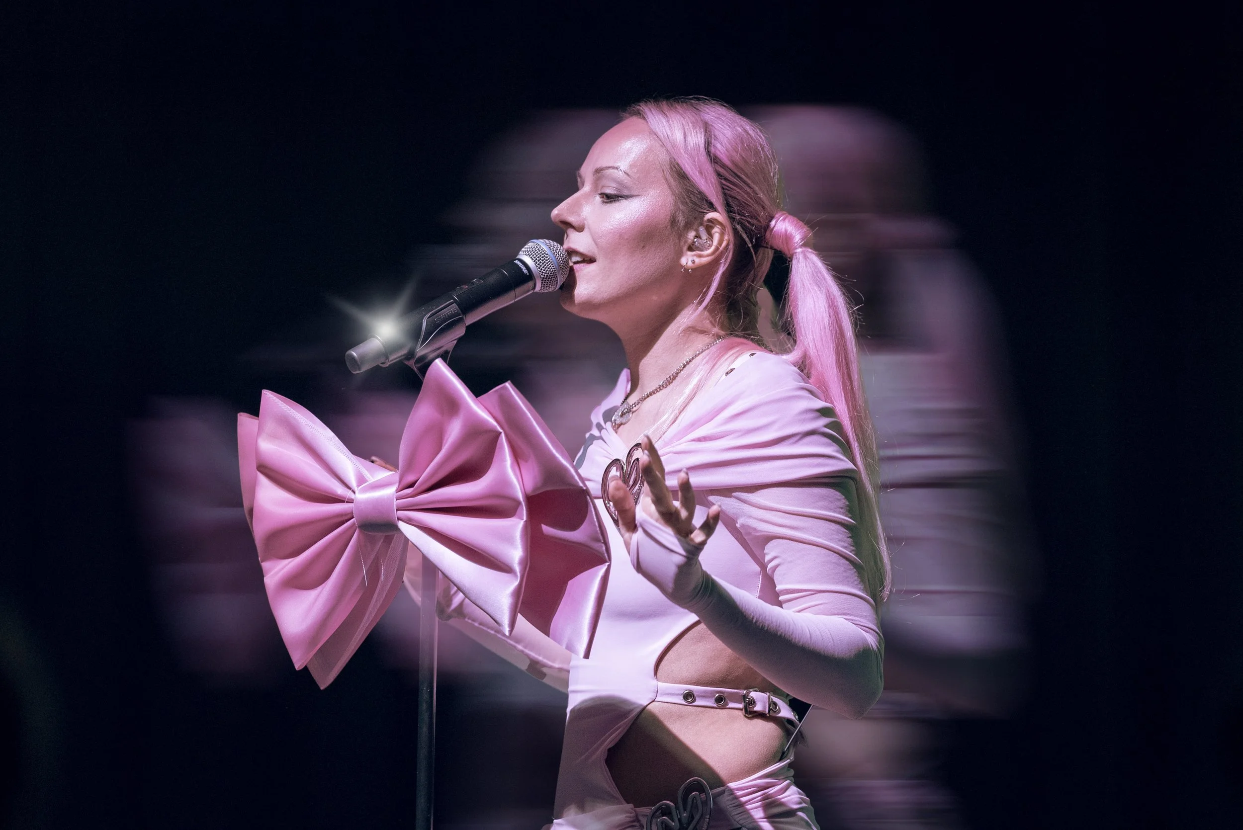 HANNAH DIAMOND AT THE ATLANTIS — Out Jamz